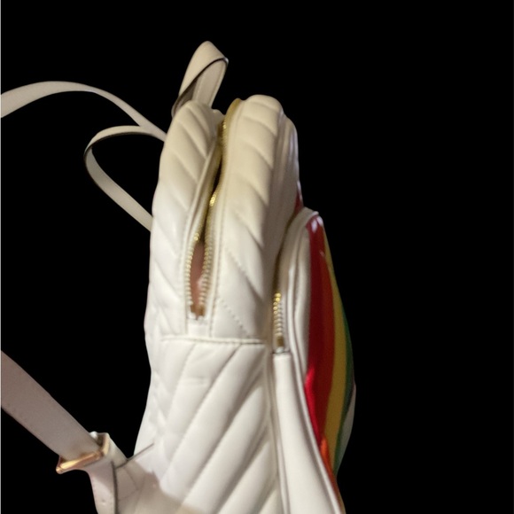 Michael Kors White and Red Backpack with Striking Design - Picture 6 of 9